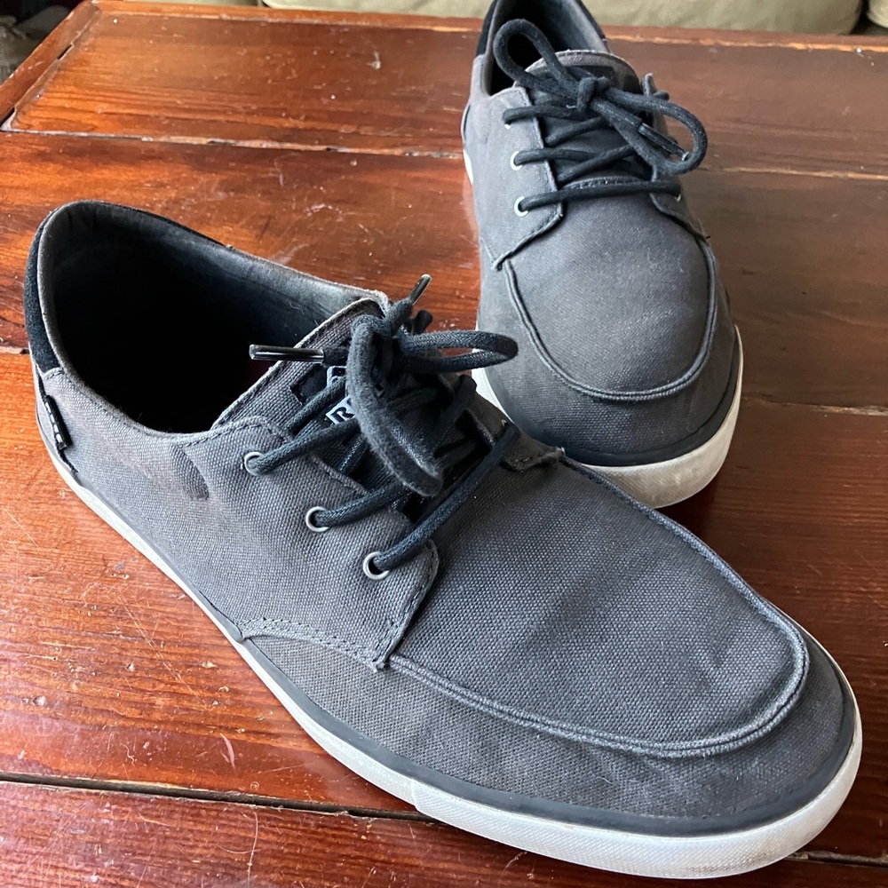 Reef boat shoe size 11